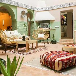 *** رياد رياض عمرا المغرب