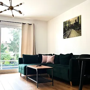 2 Zkb In Kueche - Parken - Grosser Tv , Mannheim Deutschland