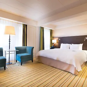 ***** Hotel Renaissance Nederland
