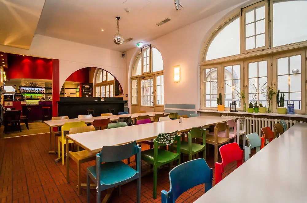 Amstel House Hostel Берлин